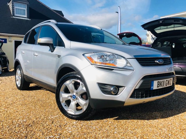 2011 11 Ford Kuga 2.0 ZETEC TDCI 5d 138 BHP