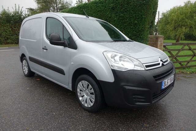 View our CITROEN BERLINGO