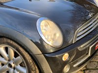 USED 2006 06 MINI COOPER 1.6 COOPER 2d 114 BHP 06 MINI COOPER CONVERTIBLE - FULL BLACK LEATHER - 17 INCH UPGRADE ALLOYS - 12 MONTHS FULL MOT !!