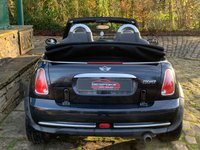 USED 2006 06 MINI COOPER 1.6 COOPER 2d 114 BHP 06 MINI COOPER CONVERTIBLE - FULL BLACK LEATHER - 17 INCH UPGRADE ALLOYS - 12 MONTHS FULL MOT !!