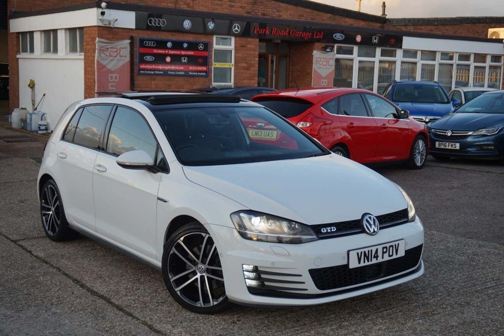 View our VOLKSWAGEN GOLF