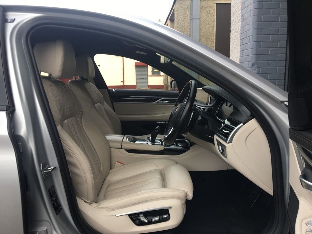USED 2017 17 BMW 7 SERIES 3.0 730D M SPORT 4d 261 BHP FINANCE AVAILABLE