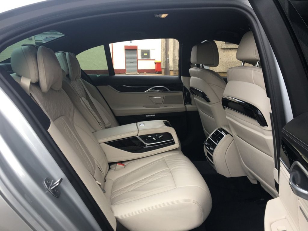 USED 2017 17 BMW 7 SERIES 3.0 730D M SPORT 4d 261 BHP FINANCE AVAILABLE