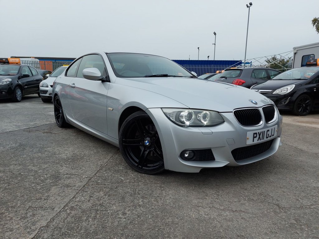 View our BMW 3 SERIES