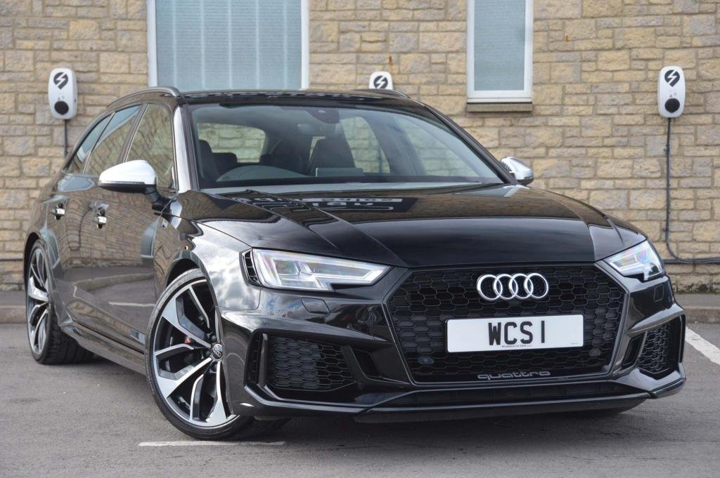 View our AUDI RS4 AVANT