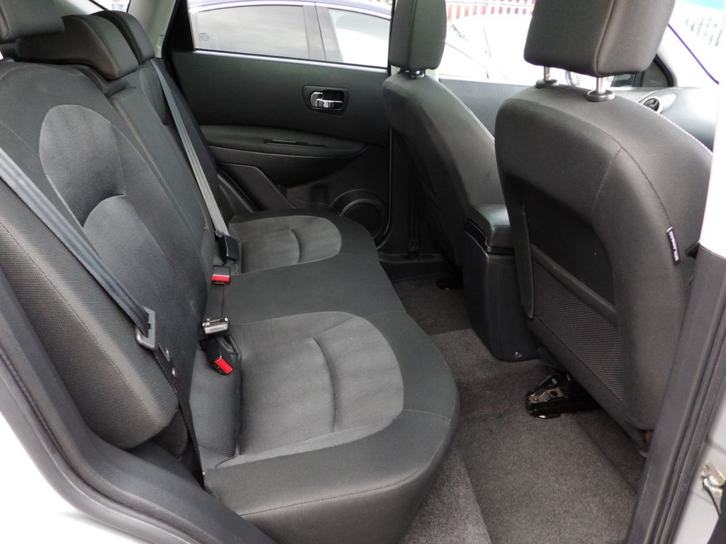 nissan qashqai 2010 isofix