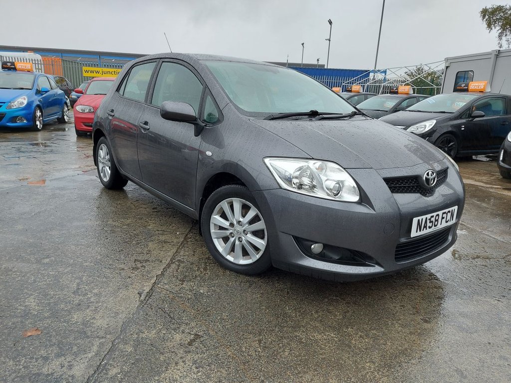 View our TOYOTA AURIS
