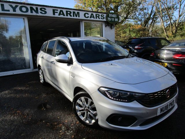 2018 18 Fiat Tipo 1.4 EASY PLUS 5d 94 BHP