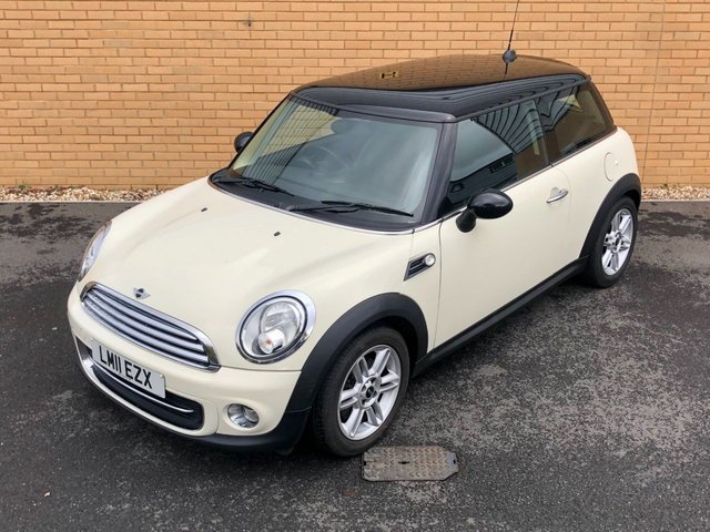2011 11 MINI Hatch Cooper 1.6 // 3d // 122 BHP // px swap