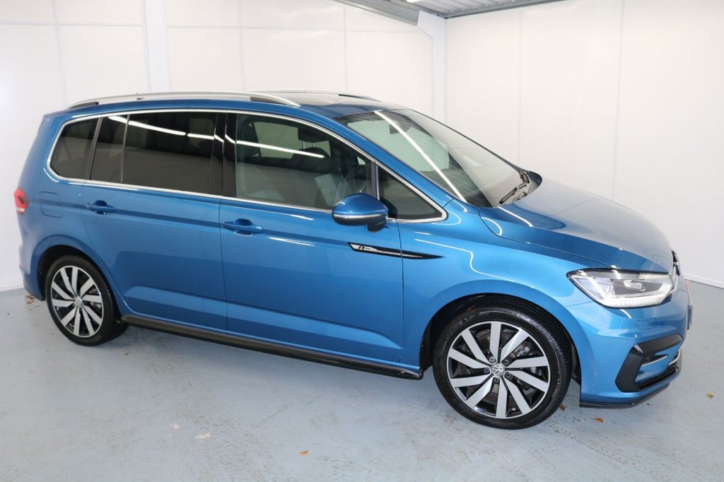 View our VOLKSWAGEN TOURAN
