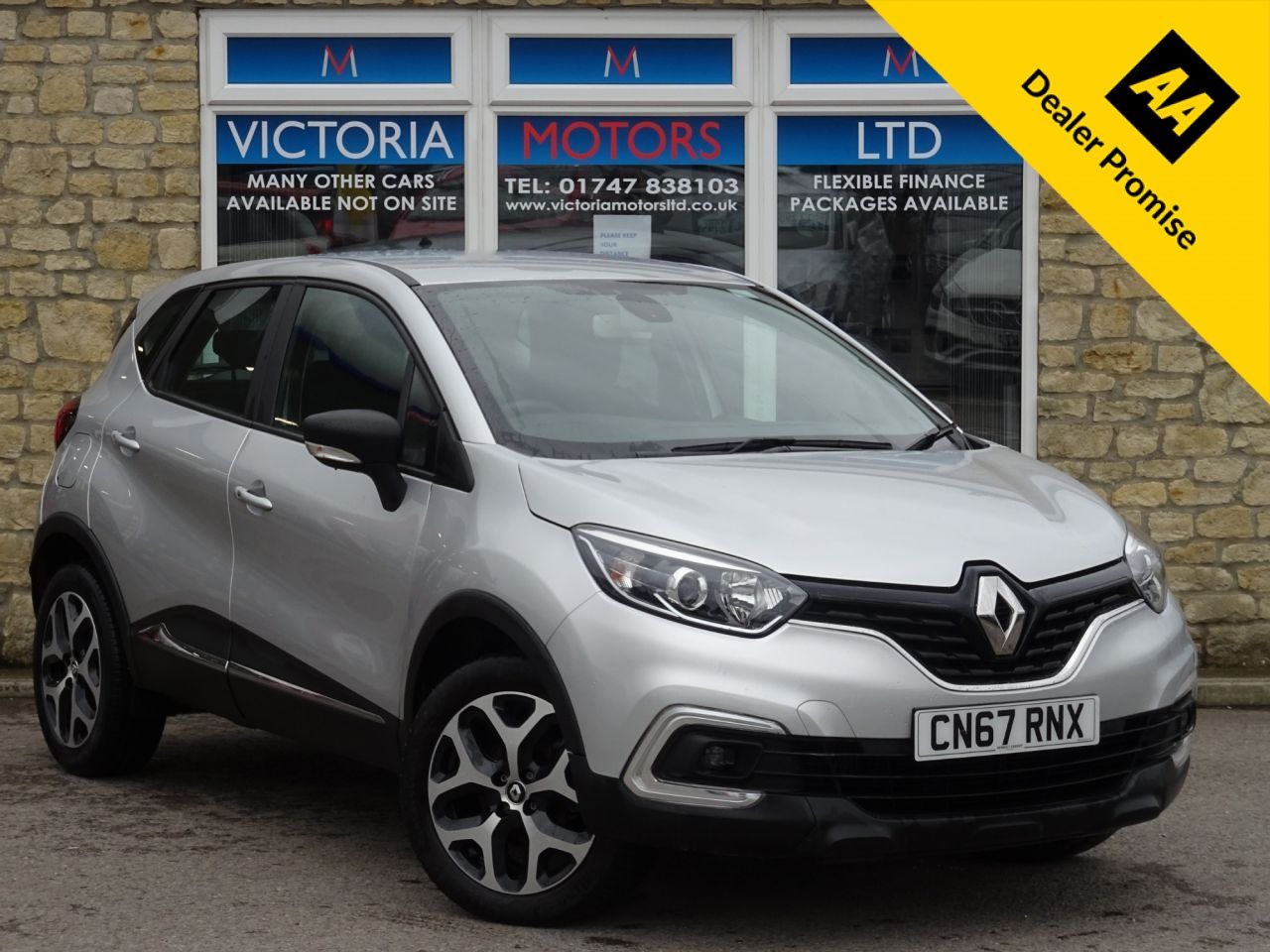 17 Renault Captur Dynamique Nav Dci 9 995