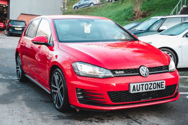 View our VOLKSWAGEN GOLF