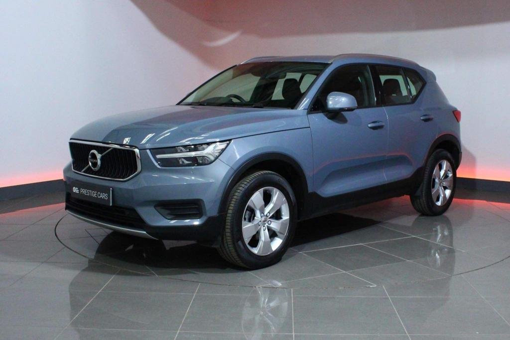 View our VOLVO XC40