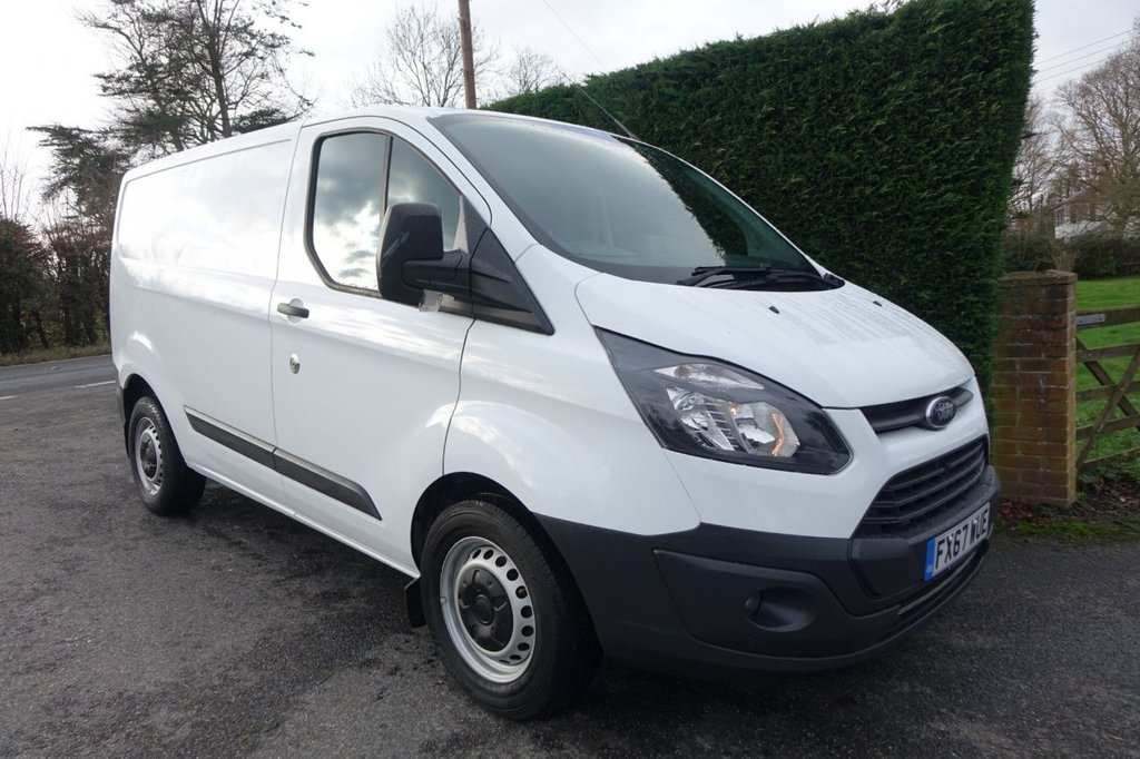 View our FORD TRANSIT CUSTOM