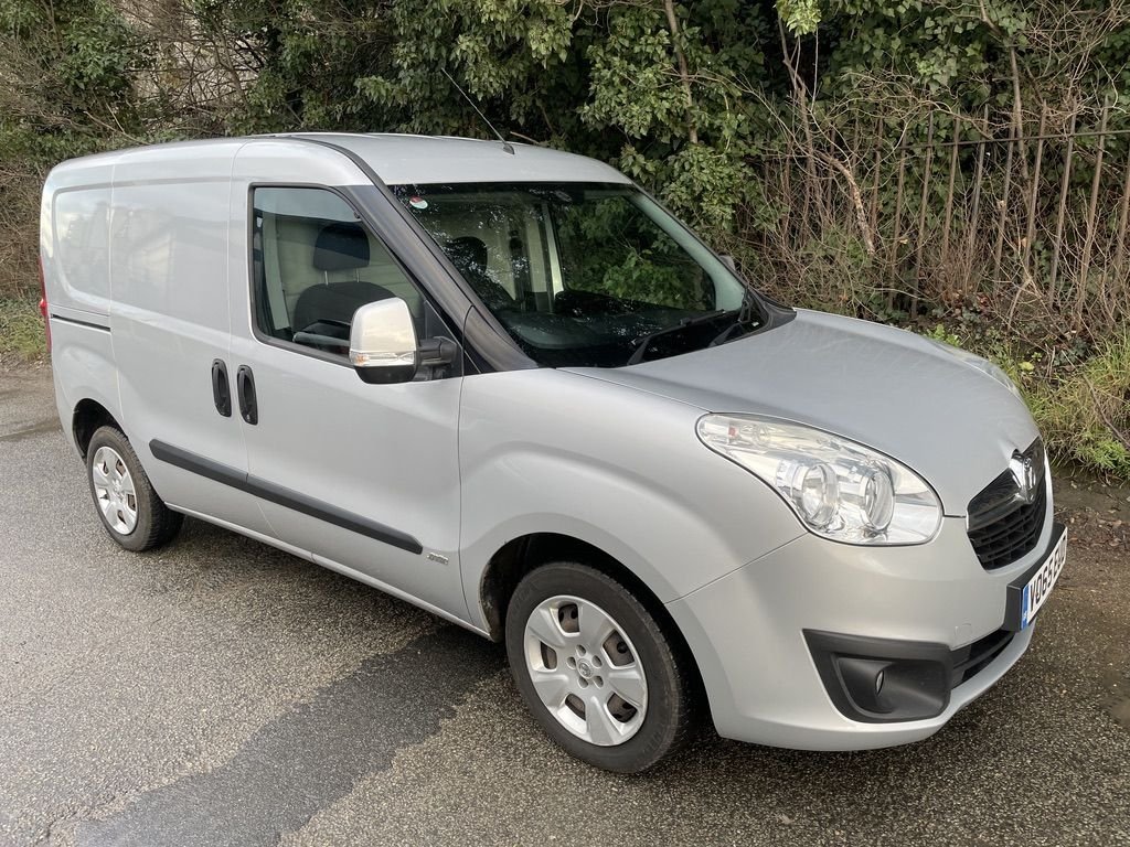 View our VAUXHALL COMBO