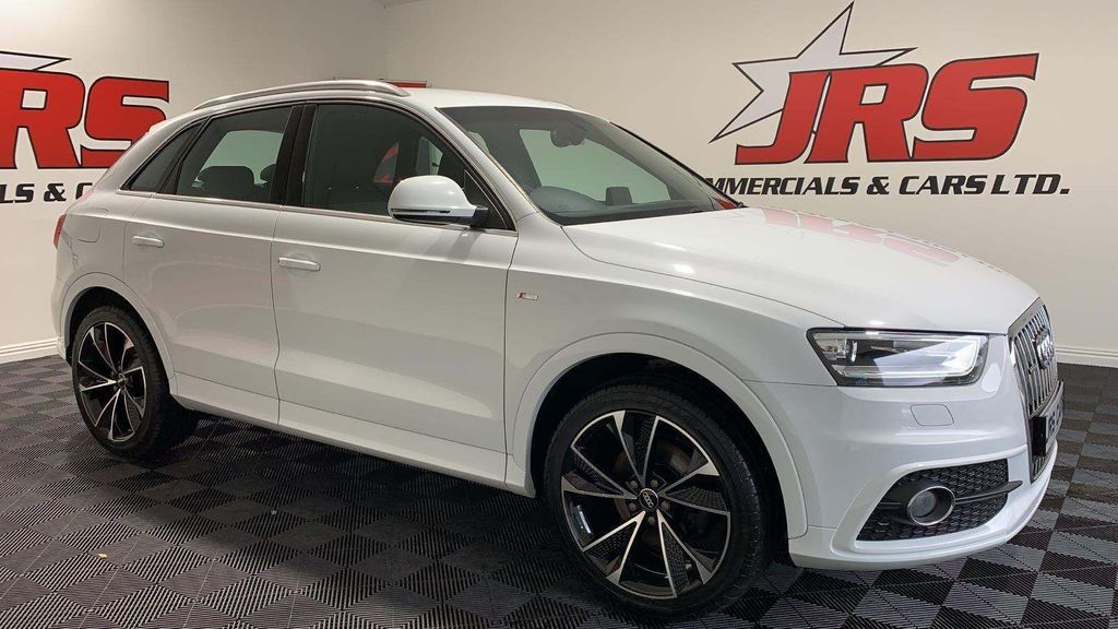 View our AUDI Q3