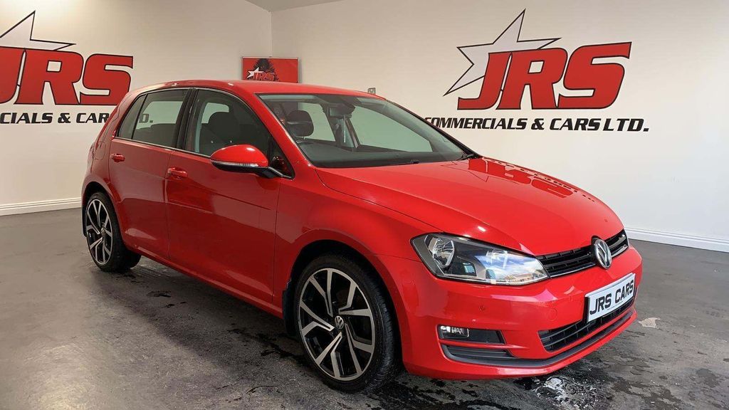 View our VOLKSWAGEN GOLF