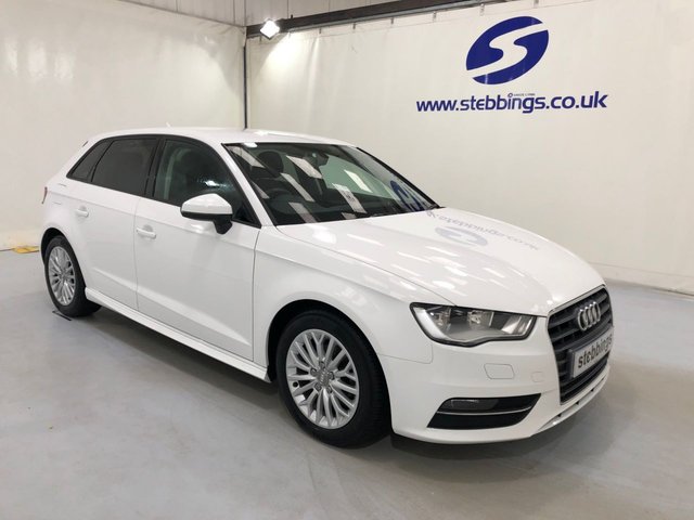 2015 65 AUDI A3 1.6 TDI ULTRA SE TECHNIK 5d 109 BHP