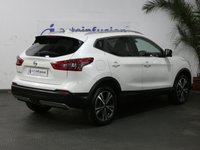 USED 2019 19 NISSAN QASHQAI 1.3 DIG-T N-CONNECTA 5d 140 BHP SAT NAV PANORAMIC ROOF