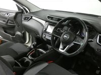 USED 2019 19 NISSAN QASHQAI 1.3 DIG-T N-CONNECTA 5d 140 BHP SAT NAV PANORAMIC ROOF