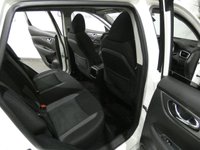 USED 2019 19 NISSAN QASHQAI 1.3 DIG-T N-CONNECTA 5d 140 BHP SAT NAV PANORAMIC ROOF