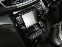 USED 2019 19 NISSAN QASHQAI 1.3 DIG-T N-CONNECTA 5d 140 BHP SAT NAV PANORAMIC ROOF