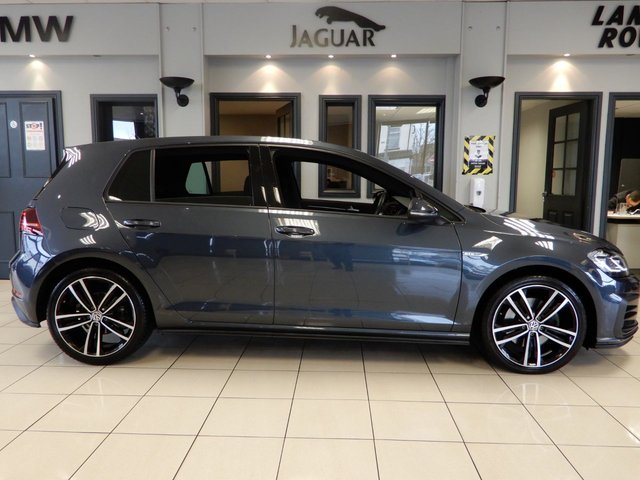 View our VOLKSWAGEN GOLF