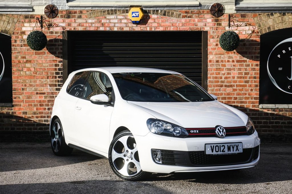 View our VOLKSWAGEN GOLF