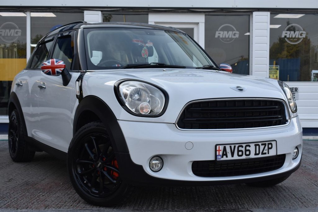 View our MINI COUNTRYMAN