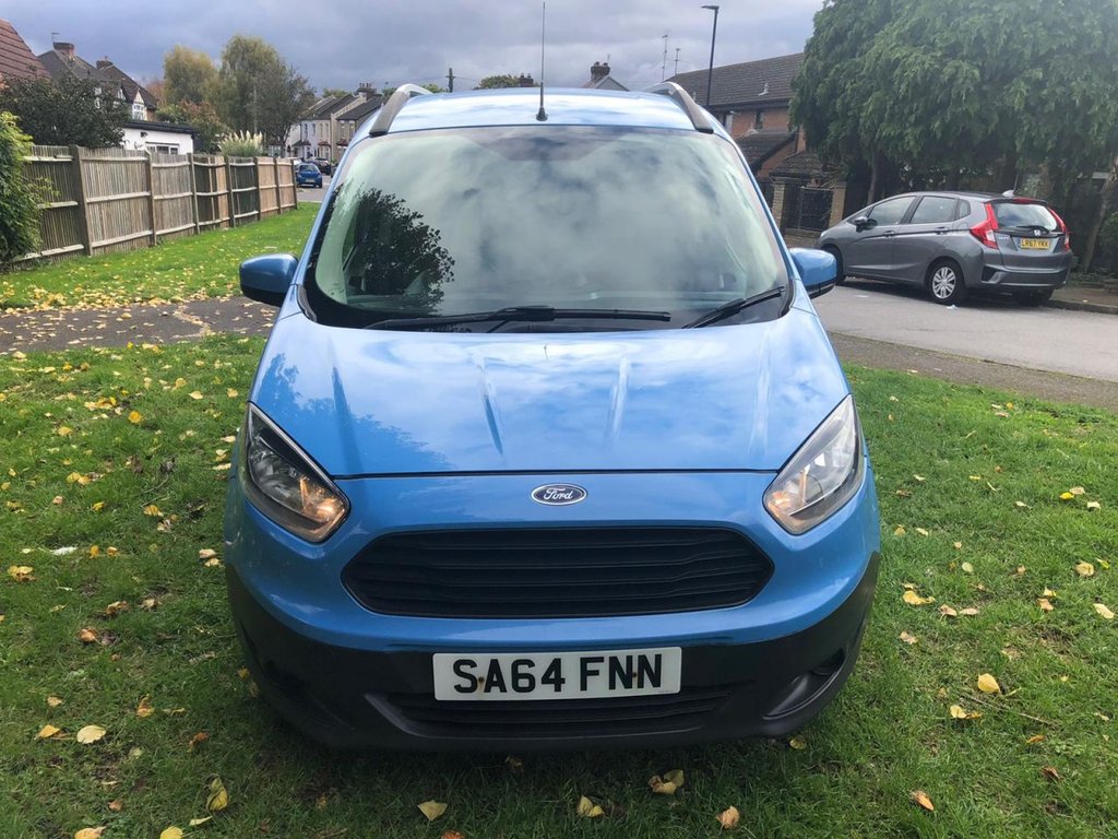 View our FORD TRANSIT COURIER