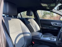 USED 2015 65 JAGUAR XF 2.2 D R-SPORT 4d 200 BHP 8 SPEED AUTO Meridian Sound Black Pack 8 Speed