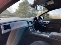 USED 2015 65 JAGUAR XF 2.2 D R-SPORT 4d 200 BHP 8 SPEED AUTO Meridian Sound Black Pack 8 Speed