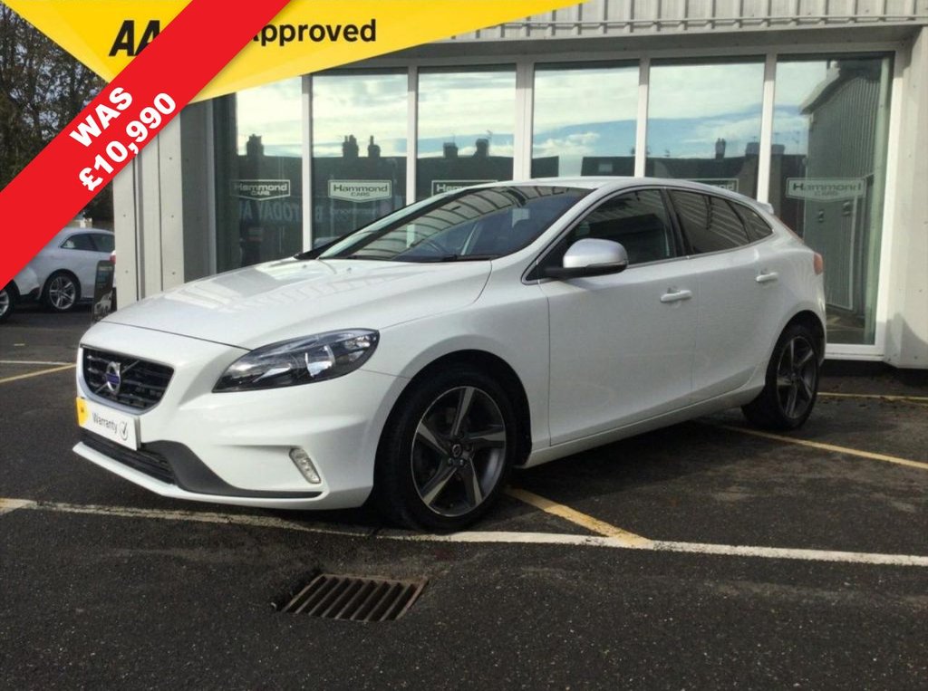 View our VOLVO V40