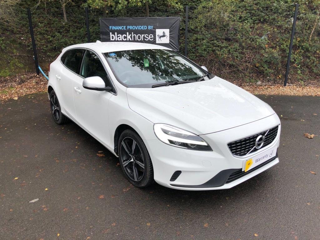 View our VOLVO V40