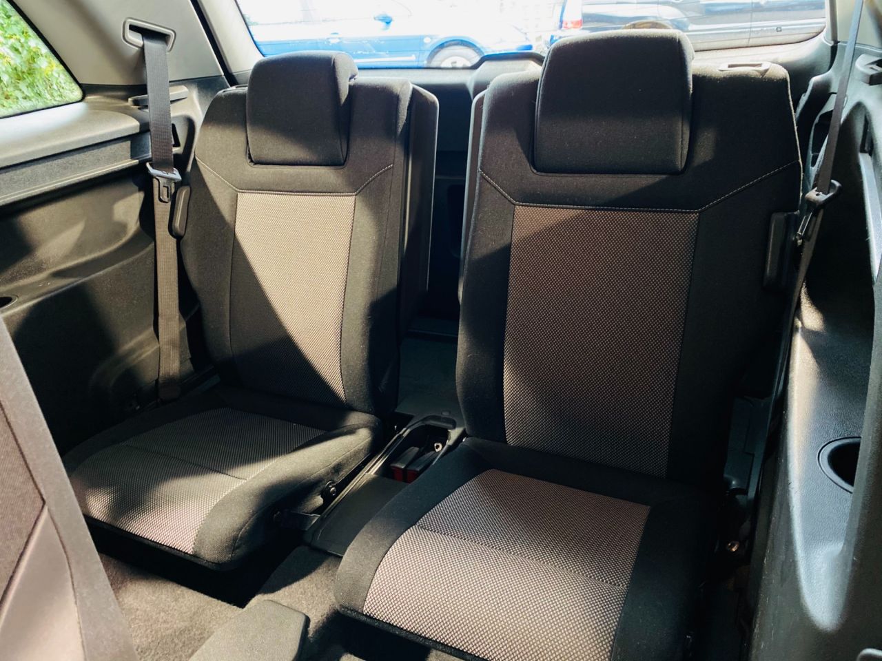 vauxhall zafira isofix