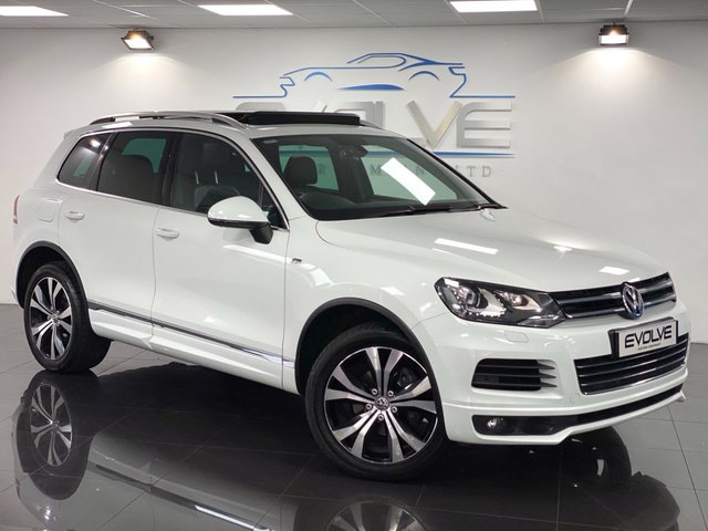 2013 63 Volkswagen Touareg 3.0 V6 R-LINE TDI BLUEMOTION TECHNOLOGY 5d 242 BHP