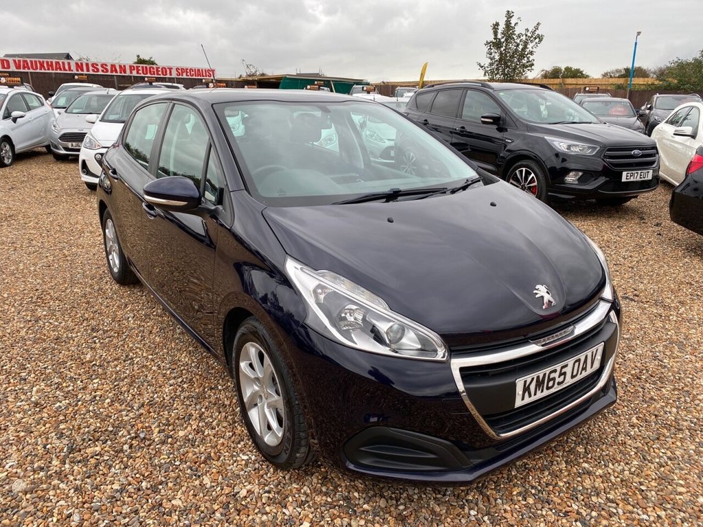 View our PEUGEOT 208