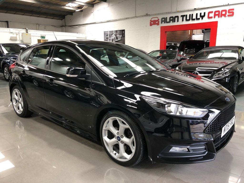 View our FORD FOCUS