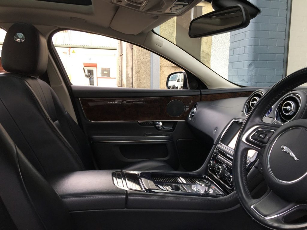 USED 2011 11 JAGUAR XJ 3.0 D V6 PREMIUM LUXURY SWB 4d 275 BHP FINANCE AVAILABLE