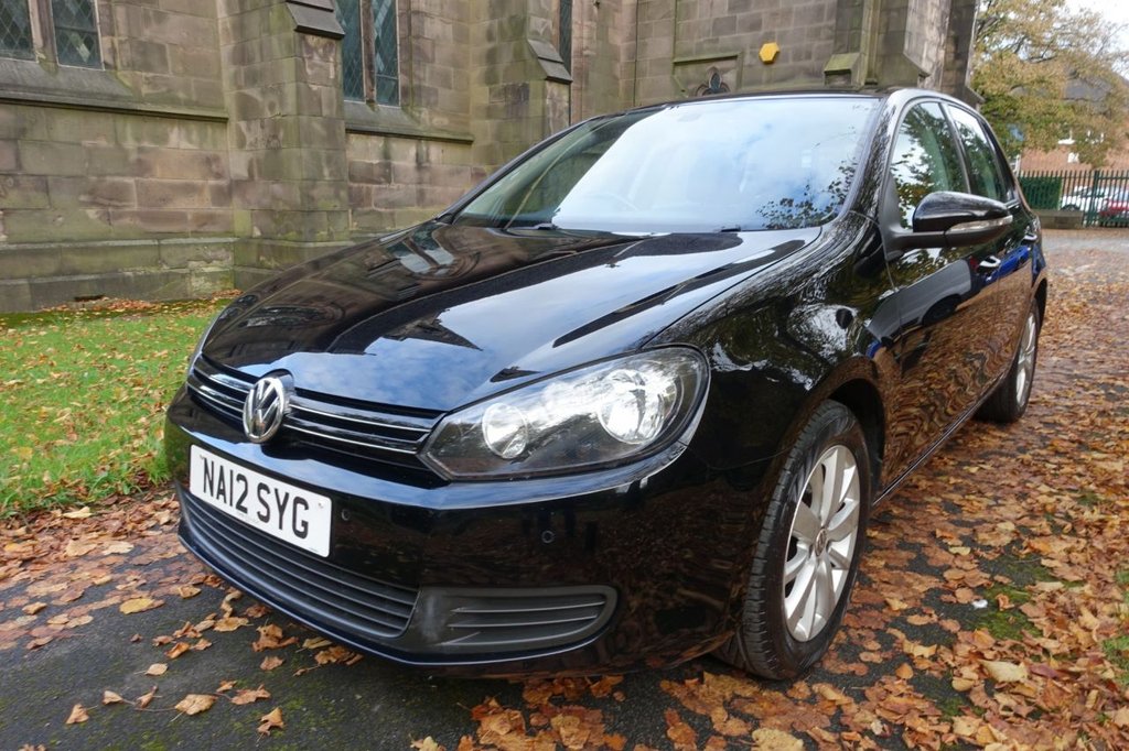 View our VOLKSWAGEN GOLF