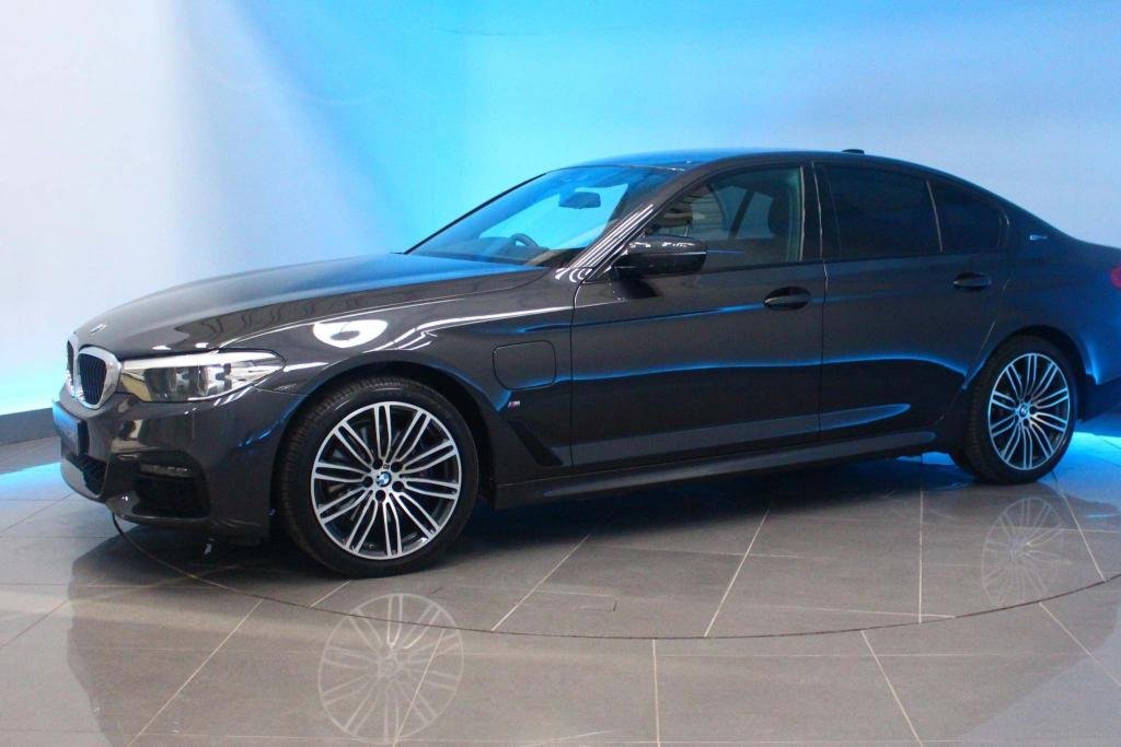 View our BMW 5 SERIES