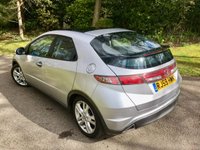 USED 2009 59 HONDA CIVIC 1.8 I-VTEC EX GT 5d AUTO 138 BHP X10 HONDA STAMPS/BLACK LEATHER/PAN ROOF/ SATNAV/HEATED SEATS LAST SERVICED @43,974 MILES /  X10 HONDA STAMPS/BLACK LEATHER/PAN ROOF/ SATNAV/HEATED SEATS,
