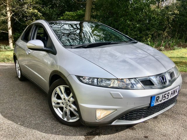 2009 59 Honda Civic 1.8 I-VTEC EX GT 5d AUTO 138 BHP X10 HONDA STAMPS/BLACK LEATHER/PAN ROOF/ SATNAV/HEATED SEATS