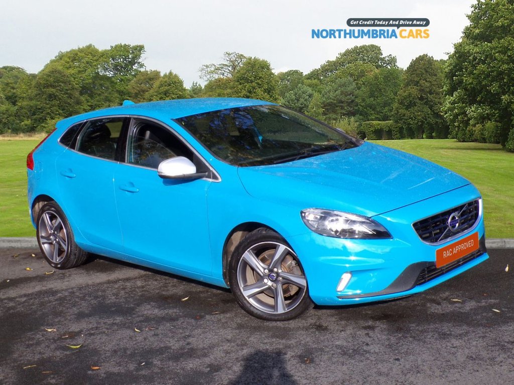 View our VOLVO V40