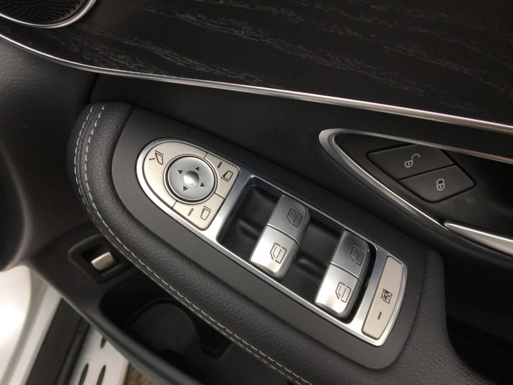 USED 2016 66 MERCEDES-BENZ GLC-CLASS 2.1 GLC 220 D 4MATIC AMG LINE 5d 168 BHP FINANCE AVAILABLE