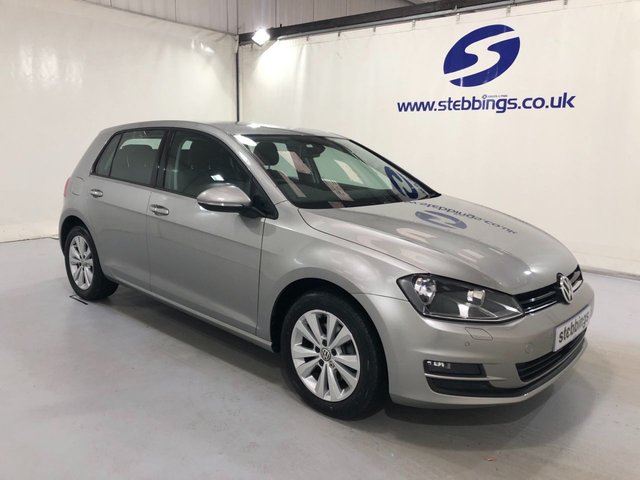 2013 63 VOLKSWAGEN GOLF 1.4 SE TSI BLUEMOTION TECHNOLOGY 5d 120 BHP