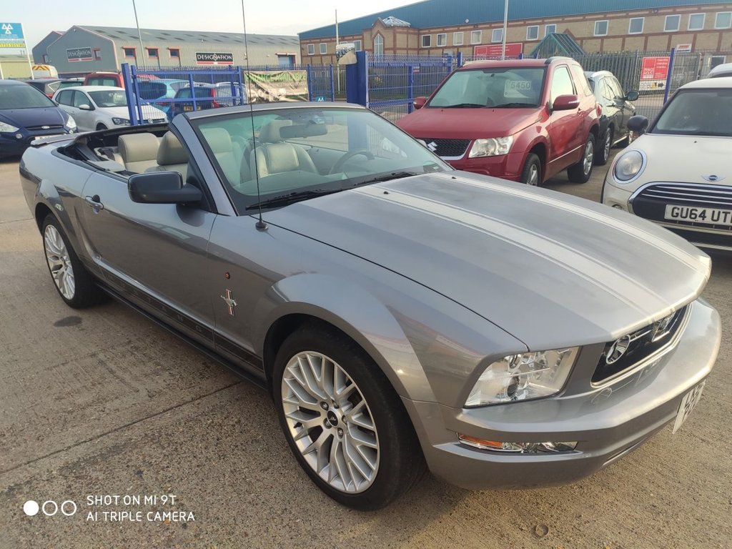 View our FORD MUSTANG