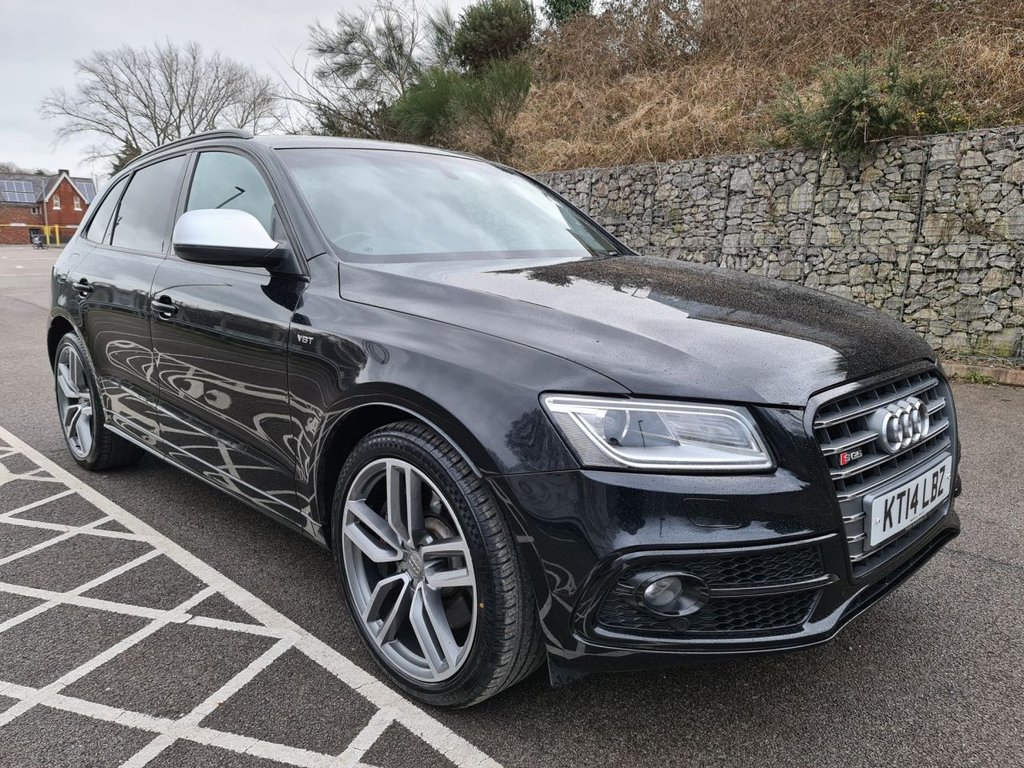 View our AUDI Q5