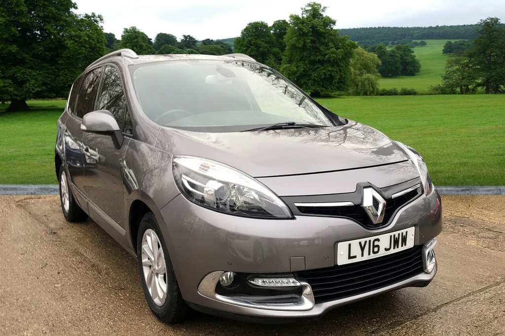 View our RENAULT GRAND SCENIC