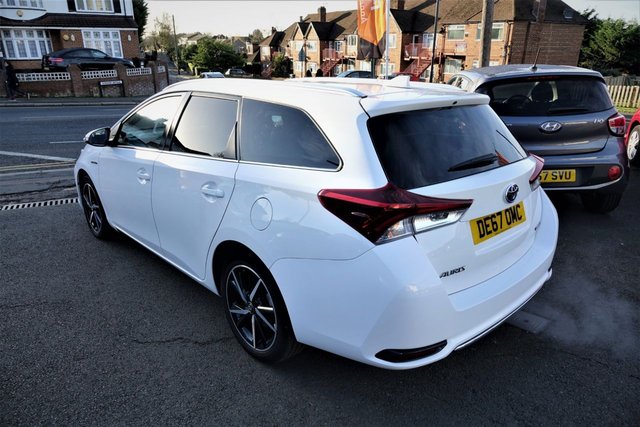 View our TOYOTA AURIS